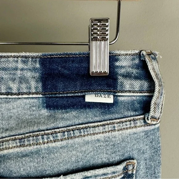 Daze High Rise Jeans - Picture 7 of 7